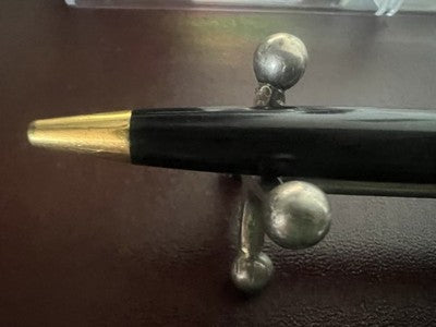 AURORA Pen 98 Black Resin Tapa De Metal Dorado Escribe Vintage A 