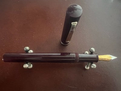 🔴 PINEIDER penna stilografica bordeaux con profili ARGENTO 925 pennino M