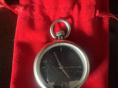 Mercedes-Benz Taschenuhr Herren Damen Chrom Matt aus Quarz Zifferblatt Schwarz