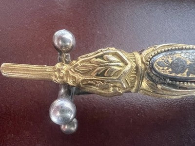 🔴 Penna sfera metallo dorato bassorilievi miniature smaltate antica RARA 1800