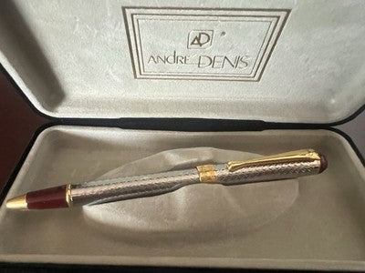 ANDRÉ DENIS Guillochierter Stift mit Perfiles Dorados Burdeos Eleganter Vintage 