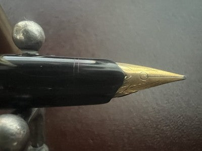Pelikan 30 Stylo-Plume Stylo à Plume Noire Capuche Laminé Or 14k F