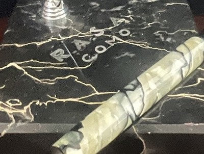 🔴 Penna stilografica AUREA stiloforo celluloide madreperla pulsante fondo DURF