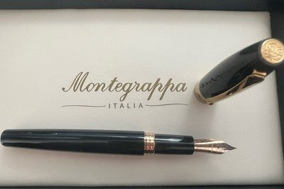 Montegrappa Manager Füllfederhalter, schwarz, vergoldete Ausführung, Federstärke M 