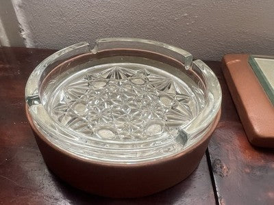 Base Stylo-Plume Bureau Sphère Stylo à Plume Cuir Et Cendrier Cristal Vintage