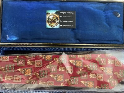 🔴 SALVATORE FERRAGAMO cravatta seta rossa animali leoni ghepardi elefanti