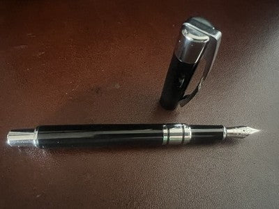 🔴 NIJI penna stilografica lacca nera profili cromati pennino Iridium 2 astuccio