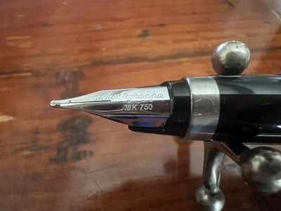Montegrappa Stylo-Plume Stylo à Plume Nerouno 1912 Or 18K M Convertisseur NOS