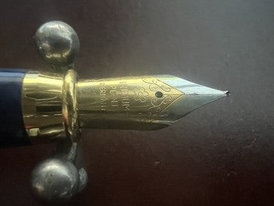 ADDEX Mini DIVA Füllfederhalter, blauer Lack, goldene Kappe, Iridium-Spitze 