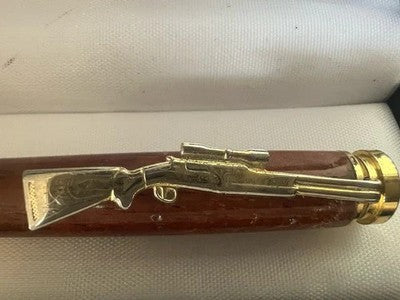 Stylo À Bille Fusil RAIN HUNTER Métal Bois Avec Douille Écrit Vintage