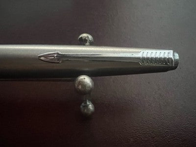 🔴 PARKER 45 penna stilografica cromata satinata pennino F con astuccio vintage