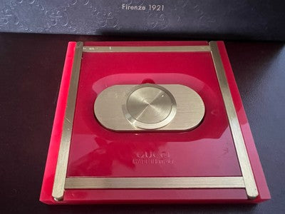 Red GUCCI Desk Watch Quartz Movement Works RARE Vintage