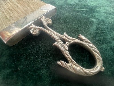 🔴 Spazzola da tavolo ARGENTO 800 massiccio con setole naturali vintage