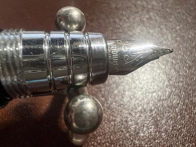 MILLE9CENTO Stylo-Plume Stylo à Plume Laque Noire Et Argent M A Cartouche Cru
