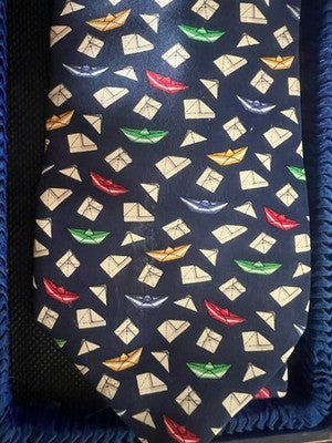 🔴 SALVATORE FERRAGAMO cravatta seta 100% barchette origami blu fantasia