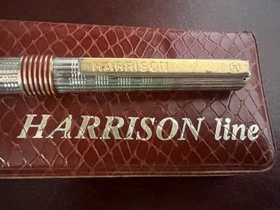 🔴 HARRISON Metallkugelschreiber mit graviertem Goldclip und passendem Federmäppchen 