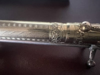 🔴 INVICTA Einziehbarer Füllfederhalter, ziselierte, vergoldete 14-Karat-Feder, Vintage