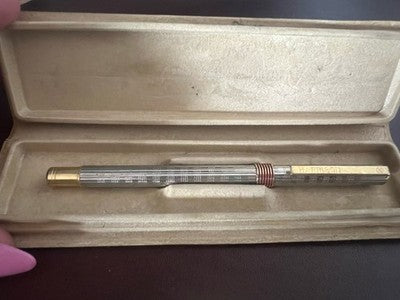 🔴 HARRISON Metallkugelschreiber mit graviertem Goldclip und passendem Federmäppchen 