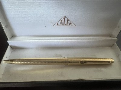 Lalex Stift Kugel Vergoldet Gold Guilloche Snap Vintage Mit Im Feld