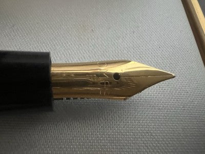 🔴 OMAS penna stilografica EXTRA collare greca a pistone pennino F nuova