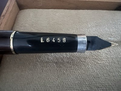 🔴 PARKER Füllfederhalter 75 Thuja Lack, 14K Goldfeder, M (mittel), mit Etui 