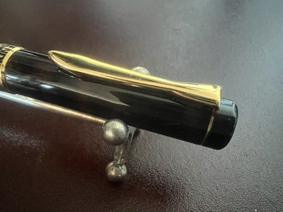 Fendi Pen Fountain Pen Lacquer Double Colour Finishes Golden Pen (M)