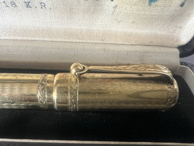 🔴 IDEAL retractable fountain pen GOLD nib works vintage C 