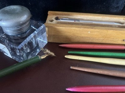 Encrier Set Penne Stylos-Plumes Cinq Presse-Papier Porte-Stylo Lot Vintage