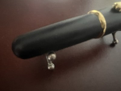 🔴 QESSI short fat roll fountain pen black with gold trim and EF nib 