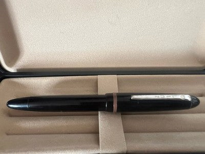 LINZ Pluma Estilográfica Negra Con Émbolo Y Plumín De Oro 14 Kt Vintage