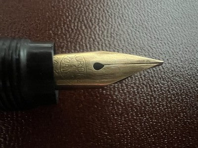 Red Aurora Fountain Pen Number 1 Retractable Flexible Gold Nib Vintage