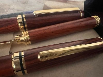 Karnak Set Bureau Bois Avec Stylo à Plume Et Sphère Avec Ouvre-Lettre Vintag