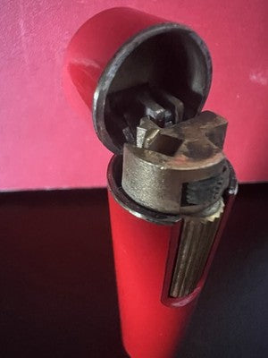 Maruman Briquet Laque Rouge Cylindrique Fonctionne Vintage