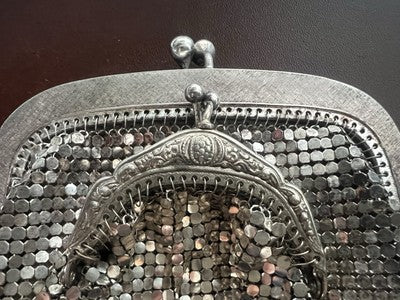 Mini Taschen Geldbeutel Jersey Metall Silber Seide Belle Époque Vintage