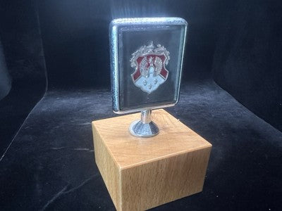 🔴 Mascotte stemma araldico smaltato 1983 su base legno originale vintage