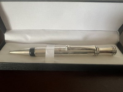 🔴 Penna sfera cromata e lacca nera placcata argento scrive