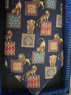 🔴 SALVATORE FERRAGAMO cravatta seta blu animali leoni ghepardi elefanti vintage