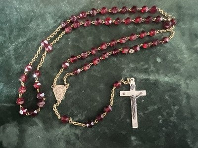 Set Sewing Holy Rosary Meter Thimble Needle Threaders Travel Pouch Vintage