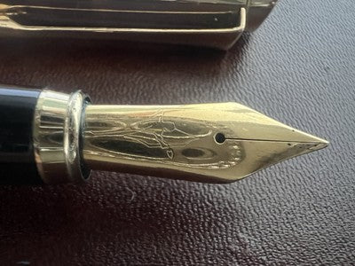 Marksman Stylo-Plume Stylo à Plume Or F Avec Cartouches Pelikan Écrit