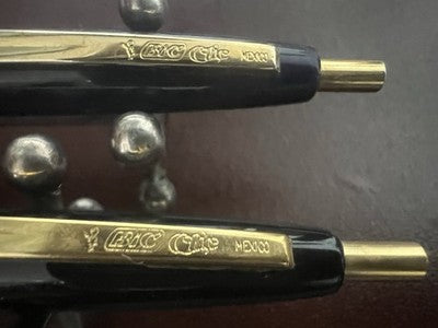 🔴 BIC penne a sfera Clic Mexico blu e nera clip dorata vintage 2 pezzi