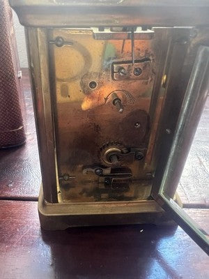 🔴 Antike französische Reiseuhr mit Handaufzug, Capuchin, 19. Jahrhundert