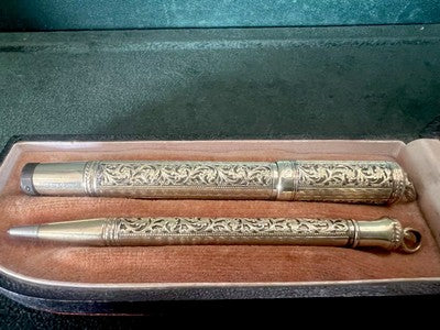 🔴 EUROPA retractable fountain pen with 14g GOLD nib and vintage embroidery pencil