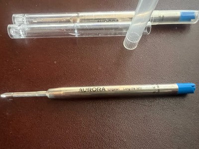 Aurora Recharge Stylo-Plume Encre Blue M Moyen Ipsilon 2 Pièces 