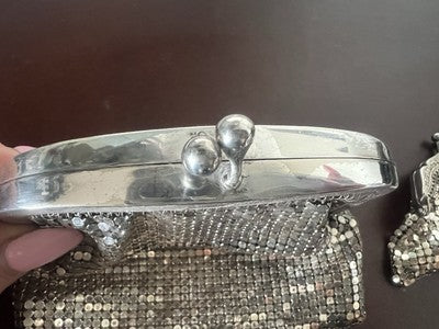 Monederos De Malla Metálica Plateada De Seda Belle Époque Vintage
