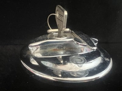 🔴 BMW Tankdeckel Modelle 1600 1602 1802 2002 FAAB Doppelschlüssel Vintage