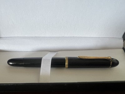 🔴 PELIKAN 120 penna stilografica verde nera a pistone oblò pennino F scrive