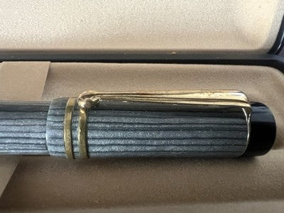Pluma Estilográfica De Celuloide Perlescente M Vintage De Los Años 40