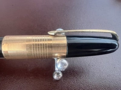 Universal Fountain Pen Celluloid Golden Cap Gold Nib Vintage