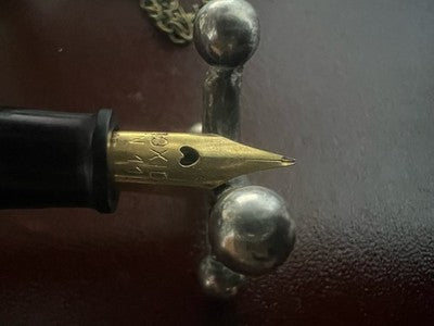 🔴 Penna stilografica celluloide verde iridescente con collana vintage '30