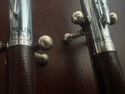 Balmain Set Stylo-Plume Sphère Et Roller Cuir Finis Main Marron Chrome Vintage